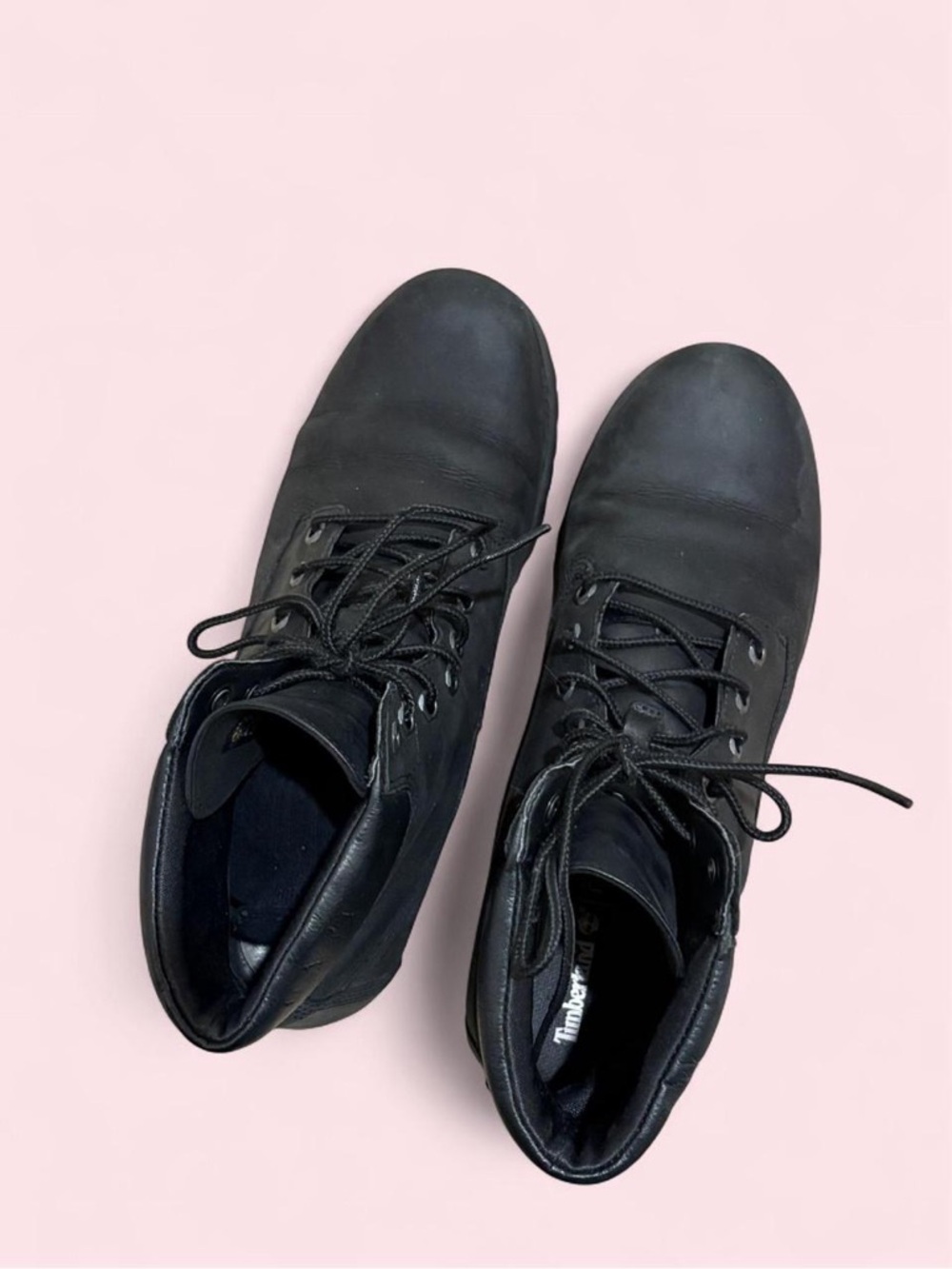 Women's Black Lace-Up Leather Timberland Boots - Picture 2 of 3